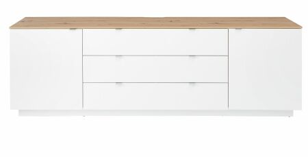 Nbytek do obvacho pokoje BASIC_ TV- sideboard 10 J3 99 20_ rozmry /v/h_ 240/77/44 cm_ eln pohled_ foto s dekoracemi_ obr. 5