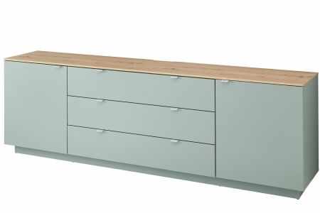 Nbytek do obvacho pokoje BASIC_ TV- sideboard 10 J3 99 21_ rozmry /v/h_ 240/77/44 cm_ ikm pohled_ foto s dekoracemi_ obr. 6